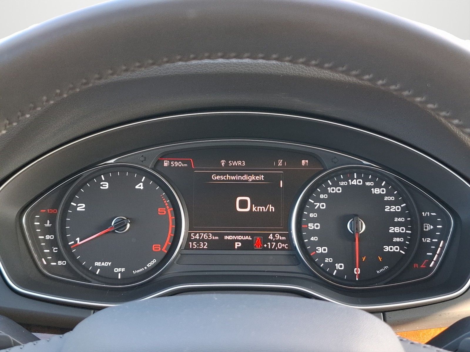 AUDI Q5 40 TDI quattro sport S-TRONIC / LEDER / AHK / - Image 12