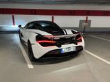 McLaren 720S - weiße McLaren 720S