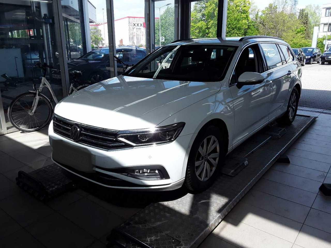 Volkswagen Passat Variant 2.0 TDI Business ACC RFK Navi