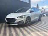 Ford Focus Lim. Active Leder Navi AHK Bang/Olufsen - Ford Focus: Automatik