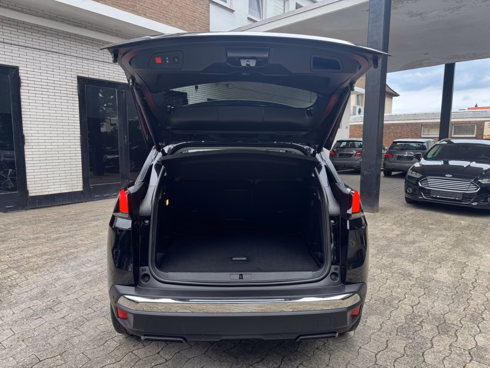 Peugeot 3008 Allure 1.6 Benzin.Automatik+Kamera+1.Hand..