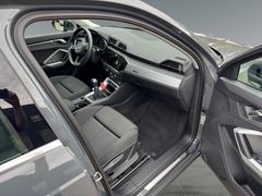 Fahrzeugabbildung Audi Q3 35 TFSI advanced ACC Lane AHK el.Klappe Alu