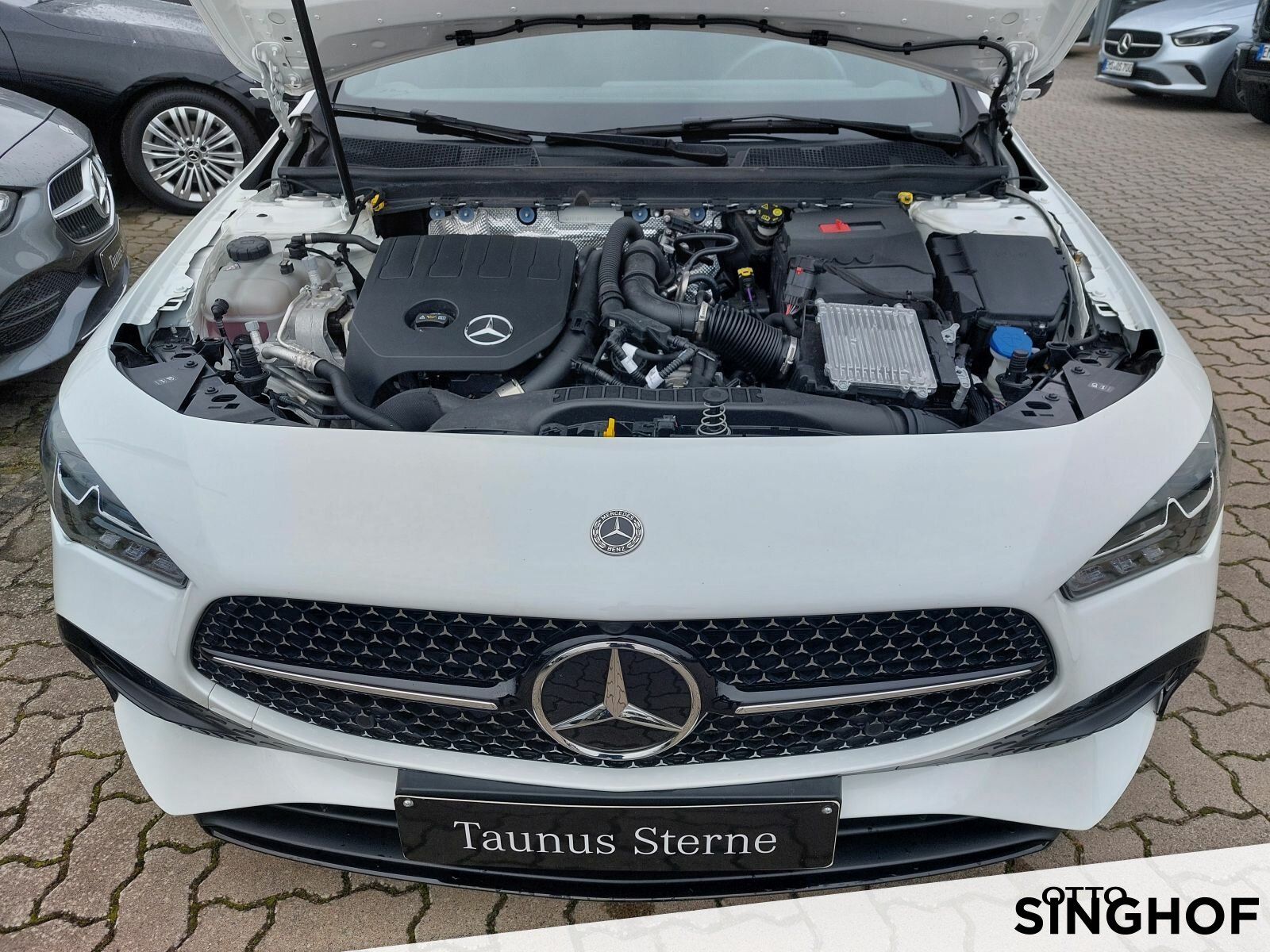 Fahrzeugabbildung Mercedes-Benz CLA 200 SB AMG +dyn.LED+Night+Rü Kam+Keyless GO+