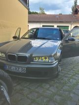 BMW 323i Compact  - BMW 323 mit Benzin-Antrieb: Coupé, 323i