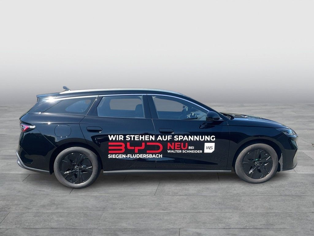 BYD SEAL 6
