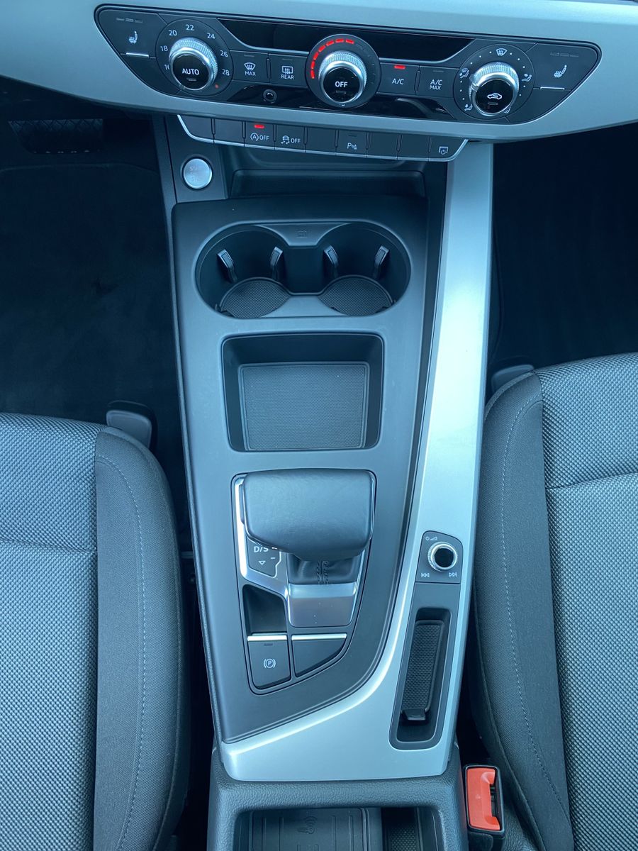 Fahrzeugabbildung Audi A4 Avant 35 TDI Advanced NAV+LED+ACC+HUD+DAB+1HD
