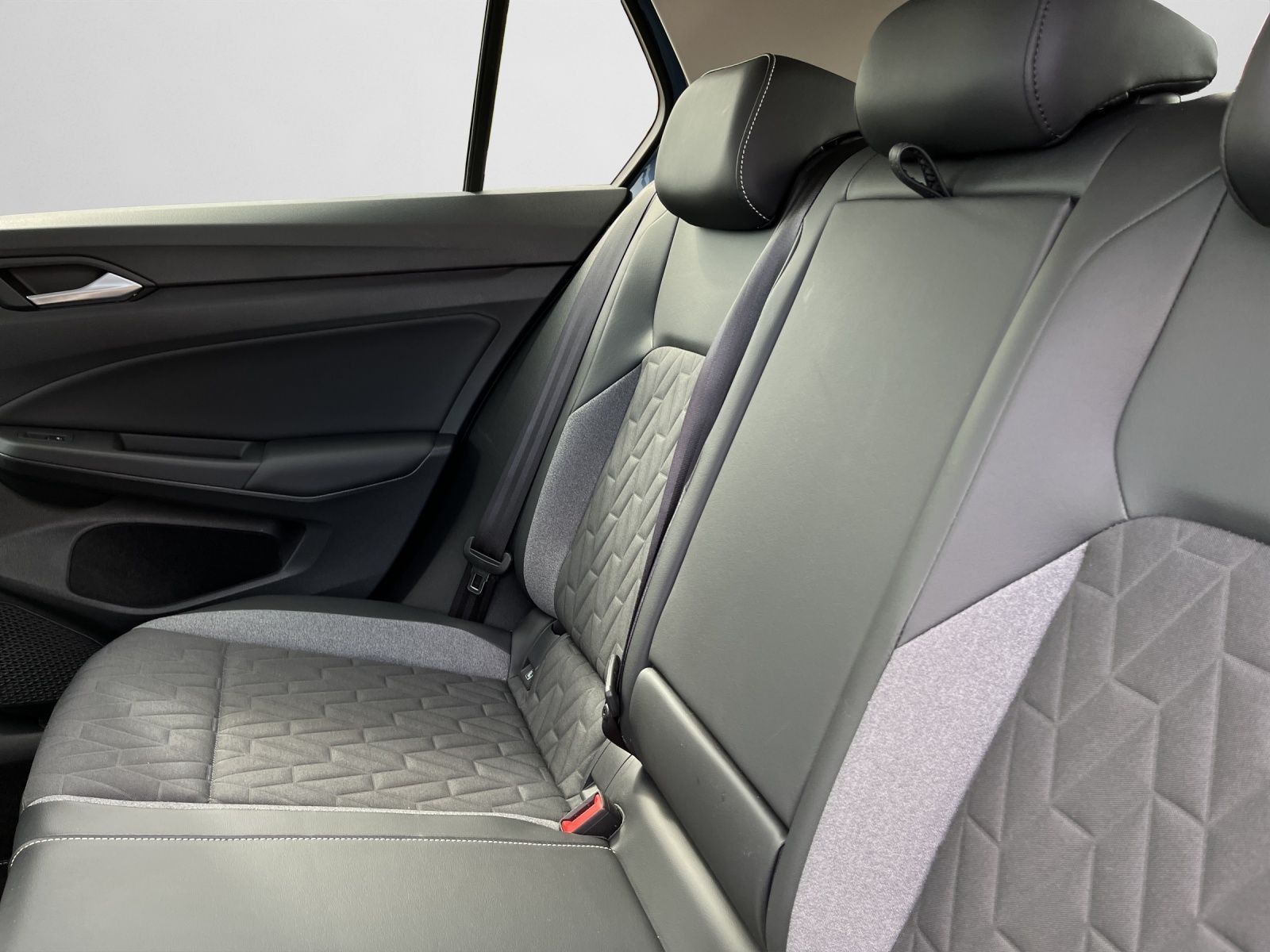 Volkswagen Golf - Bild 12