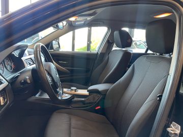 BMW 320i Advantage *NAVI*PDC*MFL*TEMP*