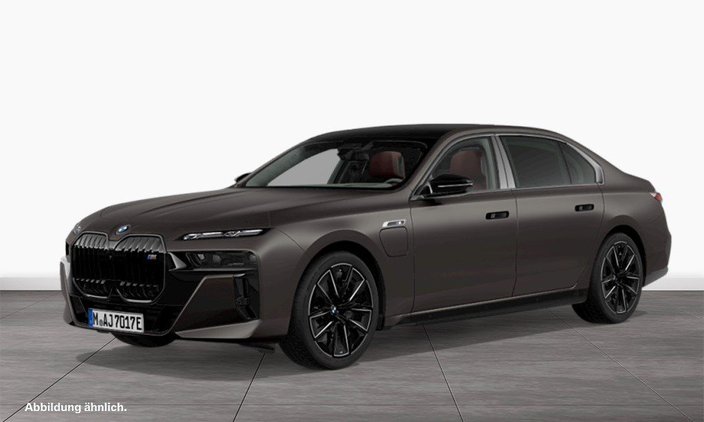 BMW M760