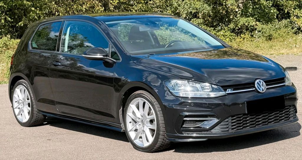 Image of Volkswagen Golf