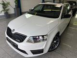 Skoda Octavia 2.0 TDI*RS-BLACK*SOUND*PAN*BI-XN*TMP*NAV - gebrauchte Skoda Octavia aus dem Jahr 2014