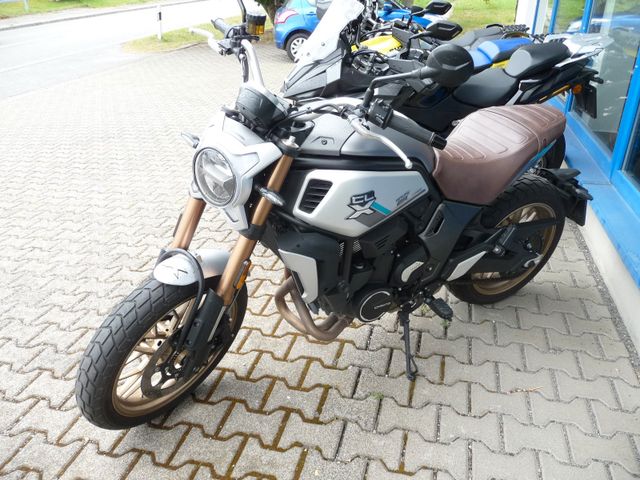 CFMOTO CL 700 X