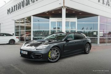 Porsche Panamera - 1