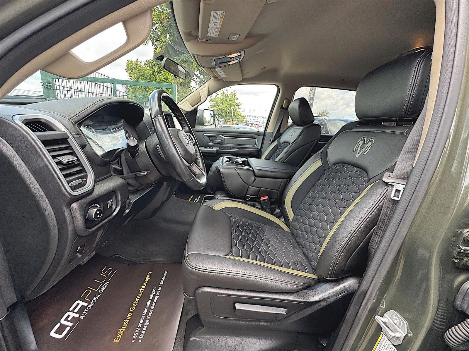 Fahrzeugabbildung Dodge RAM 5.7 V8 HEMI NightEdition Offroad 4x4 eTorque