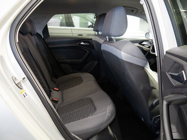 A1 Sportback advanced 25 TFSI PDC SHZ ACC SONOS