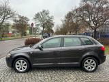 Audi A3 Sportback 1.6 FSI Ambiente Tüv Neu !!!!! - Audi A3: Fsi Sportback