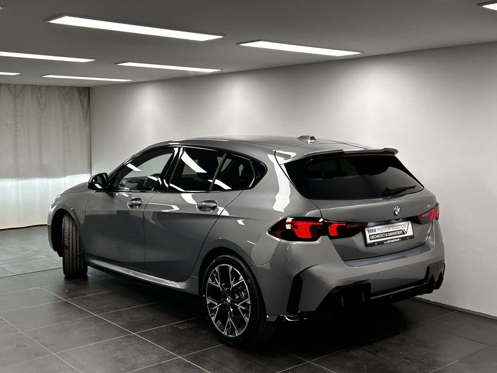 BMW 116 M Sportpaket Pro Harman/Kardon Head-Up DAB L imagem 3