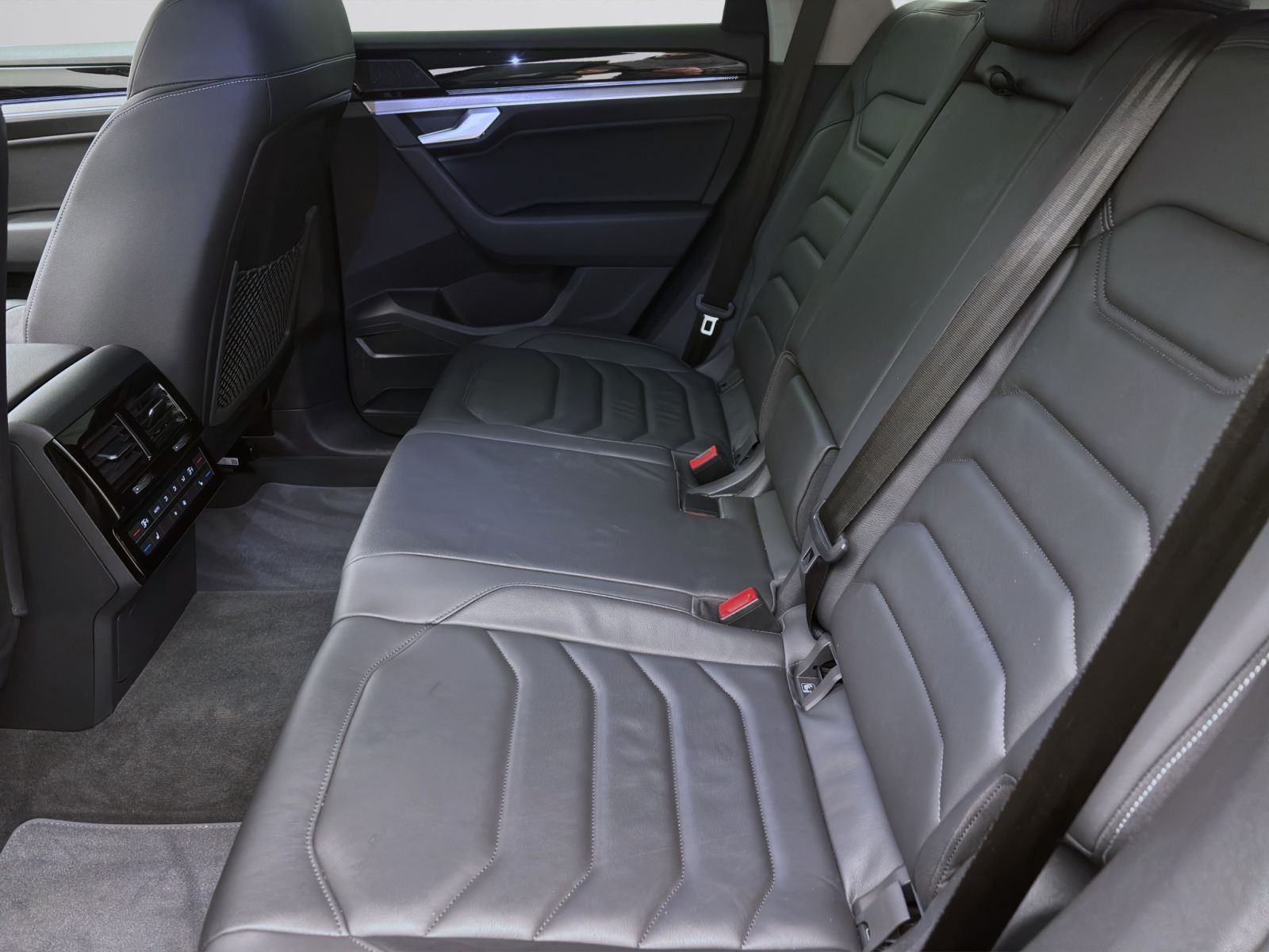 Volkswagen Touareg - Bild 15