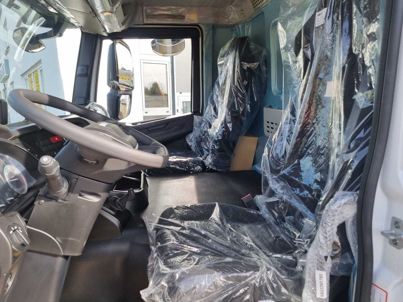 Fahrzeugabbildung Iveco AD300X48Z HR OFF 6x4 Meiller-Kipper + Bordmatik