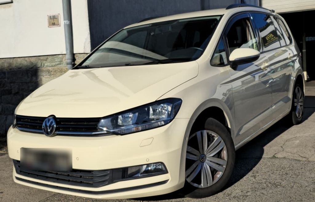 Image of Volkswagen Touran