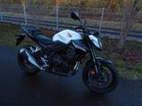Honda CB500 Hornet, weiß, 1. Hand, TOP! - Angebote