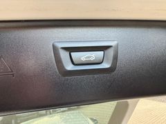 Fahrzeugabbildung BMW 530d Touring xDrive AHK NAVI ACC BIXENON