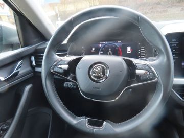 Fotografie 9 des Skoda KAMIQ 1.0l TSI 81kW TOUR Navi Sitzheizung Garant