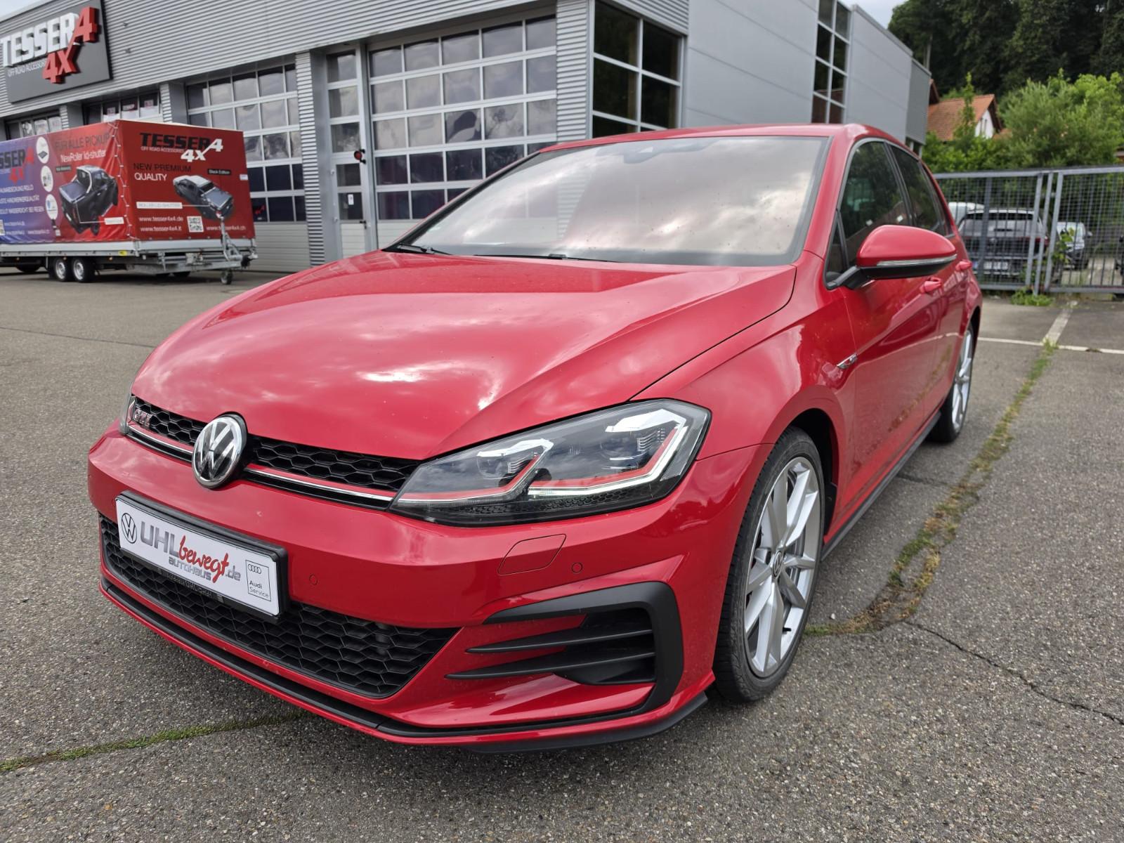 Volkswagen Golf VII GTI Performance Navi AHK Bluetooth LED