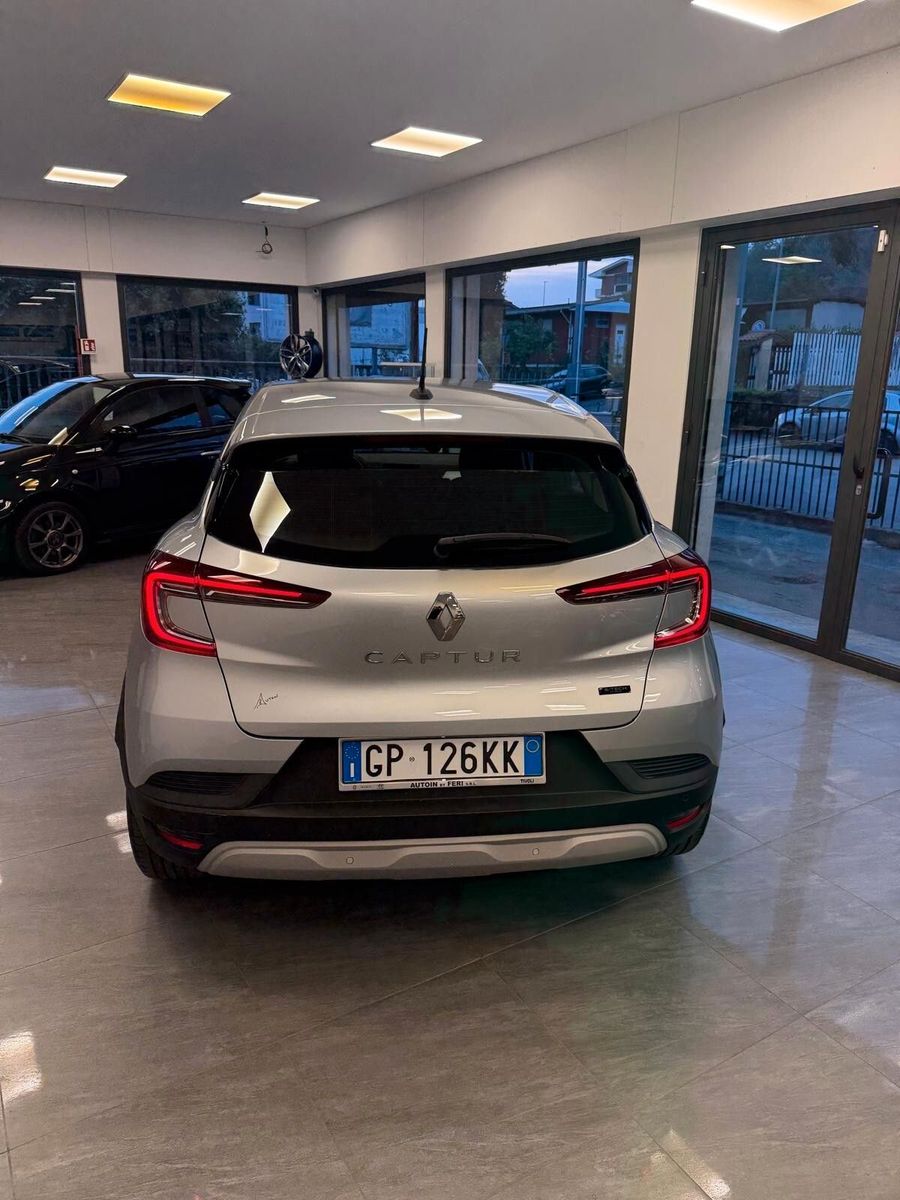 Other Renault Captur Full Hybrid E-Tech 145 CV Equilib imagem 2