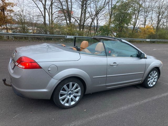 Ford Focus, Cabrio, BJ. 2008, Titanium, AH...