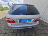 Mercedes-Benz E 280 CDI 4MATIC T AVANTGARDE Avantgarde - Mercedes-Benz E 280: T