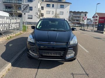 Ford Kuga - 1
