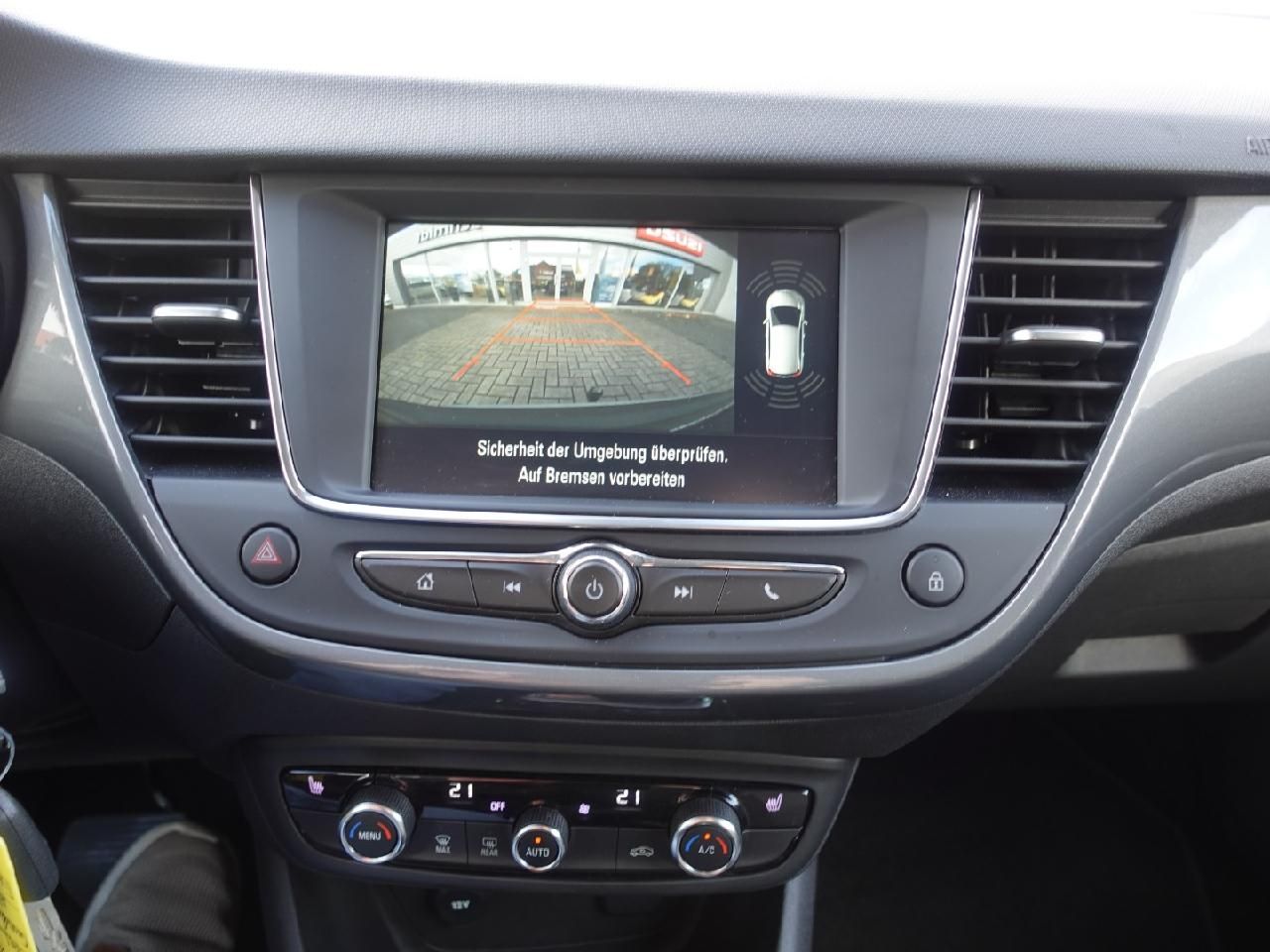 Fahrzeugabbildung Opel Crossland 1,2 Elegance Automatik