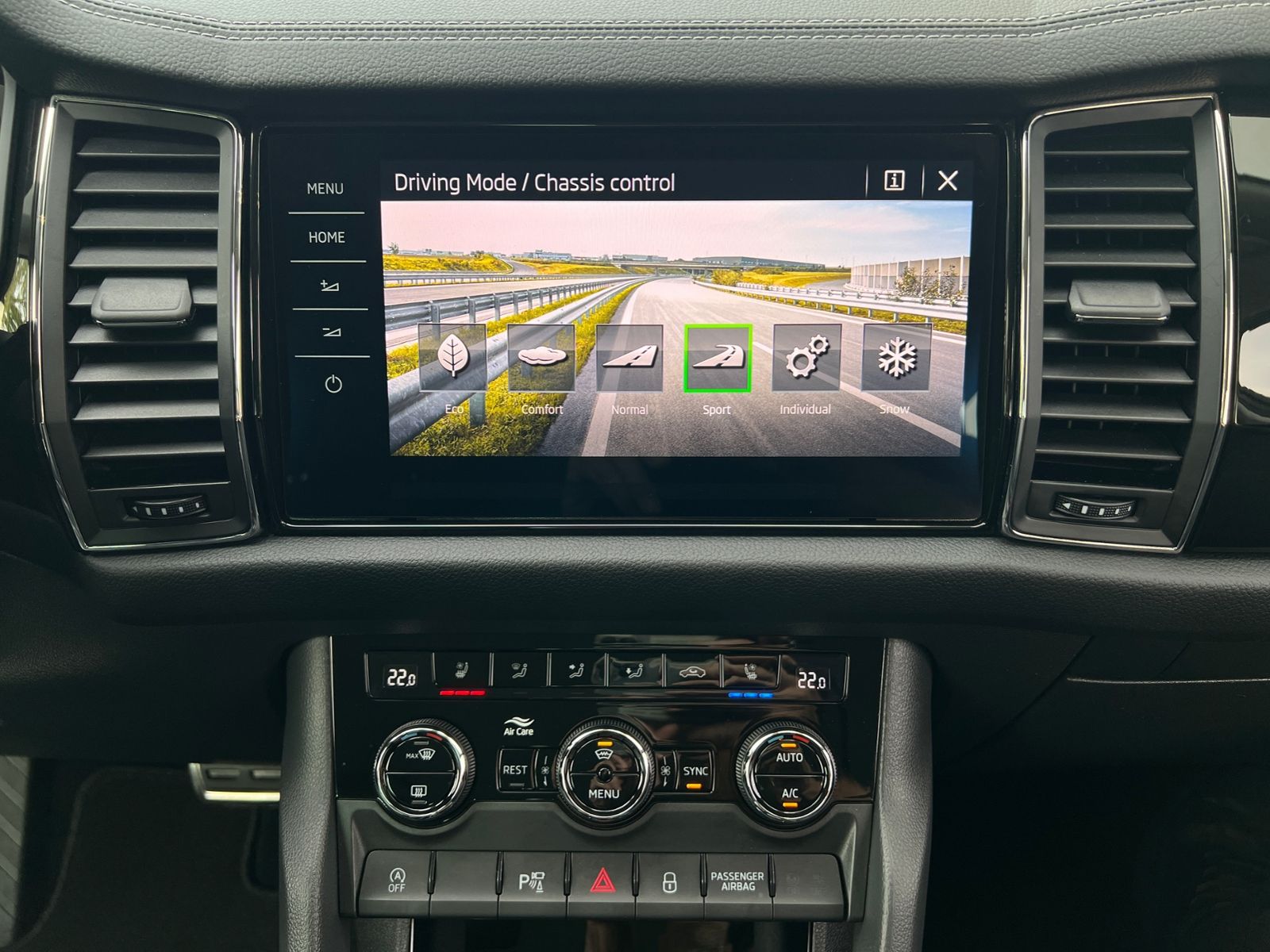 Fahrzeugabbildung SKODA Kodiaq FL L&K 2.0 TDI DSG 4x4 *AHK, LED, ACC, Co