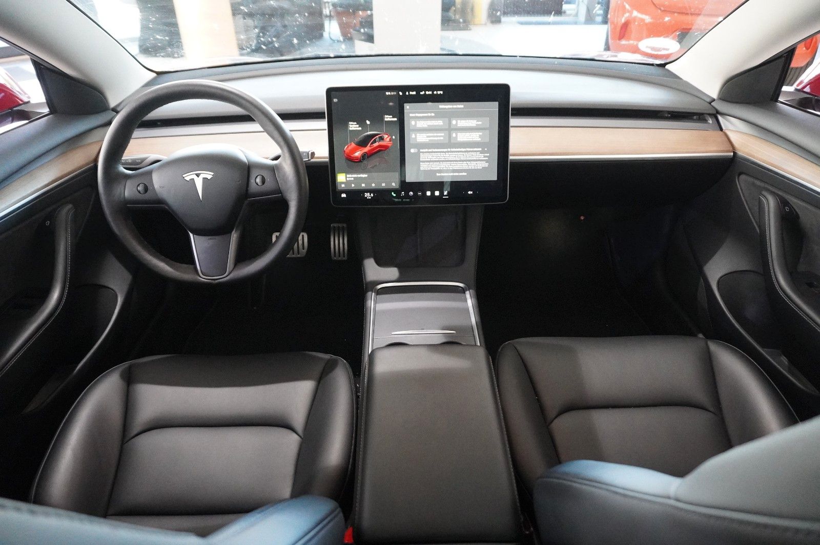 Fahrzeugabbildung Tesla Model 3 PERFORMANCE DUAL-MOTOR NAVI/LED/SH/AMD