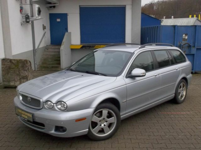 Jaguar X-TYPE ESTATE 2.2 D Classic Automatic