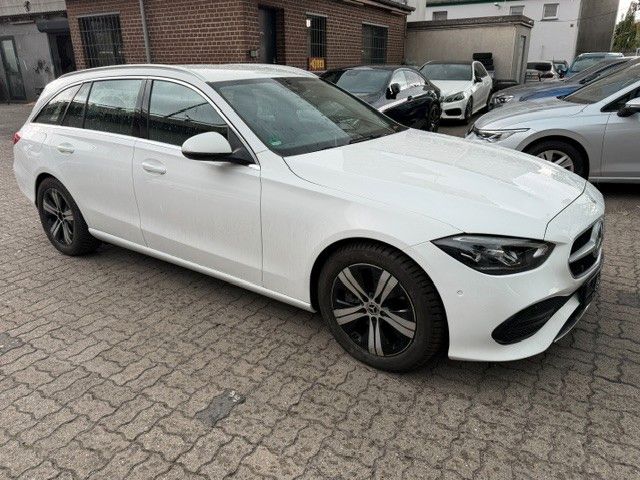 Image of Mercedes-Benz C 220