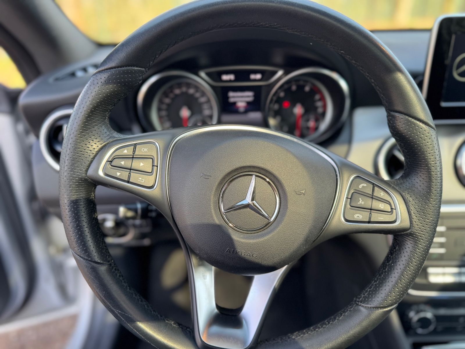 Mercedes-Benz CLA 180 Urban mit erst 43382 km !!! foto 17