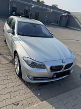 BMW 525d xDrive Touring - - BMW 525 in Düsseldorf