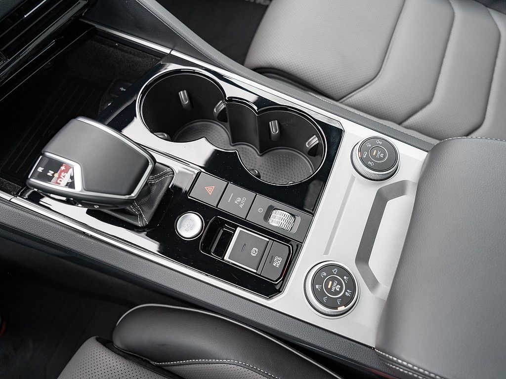 Fahrzeugabbildung Volkswagen Touareg 3.0 V6 TDI R-Line 4M AHK PANO HUD MATRIX