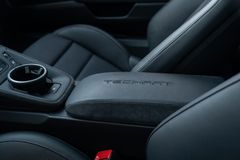 ANDERE Techart T Sport R/ SCHALTER/ 505 PS/ MATT CARBON ANDERE Techart T Sport R/ SCHALTER/ 505 PS/ MATT CARBON