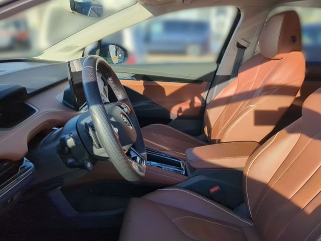 Fahrzeugabbildung SKODA Enyaq iV 80 SUITE AHK MATRIX NAV WÄRMEPUMPE