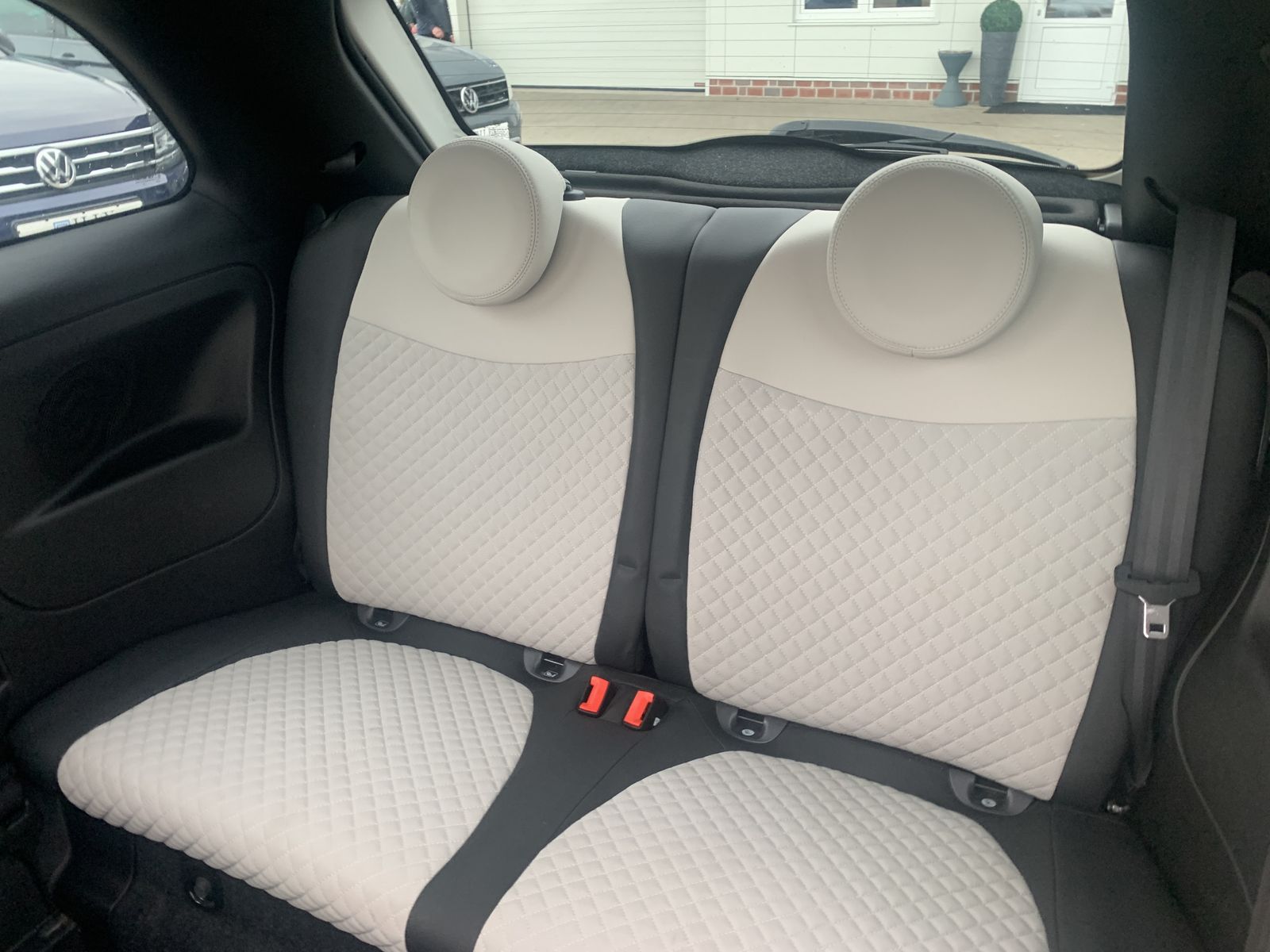 Fahrzeugabbildung Fiat 500 1.2*Star*Leder*CarPlay*SHZ*PDC*Navi*Temp*