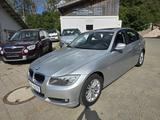 BMW 320i - BMW 320 aus 2009: 320i