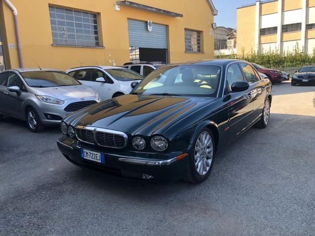 Jaguar JAGUAR XJ8 3.5 V8 cat Executive