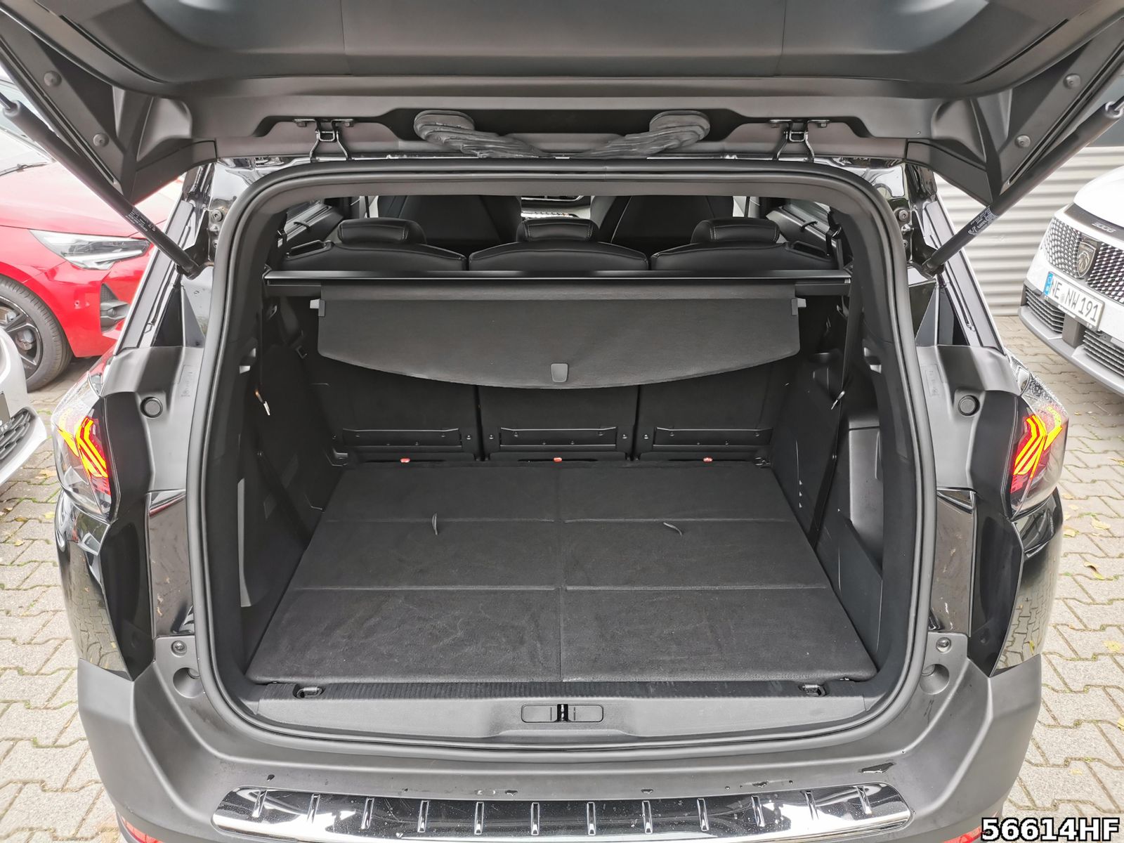 Fahrzeugabbildung Peugeot 5008 GT*ACC*PDC+Cam*Sitzhzg*Navi*