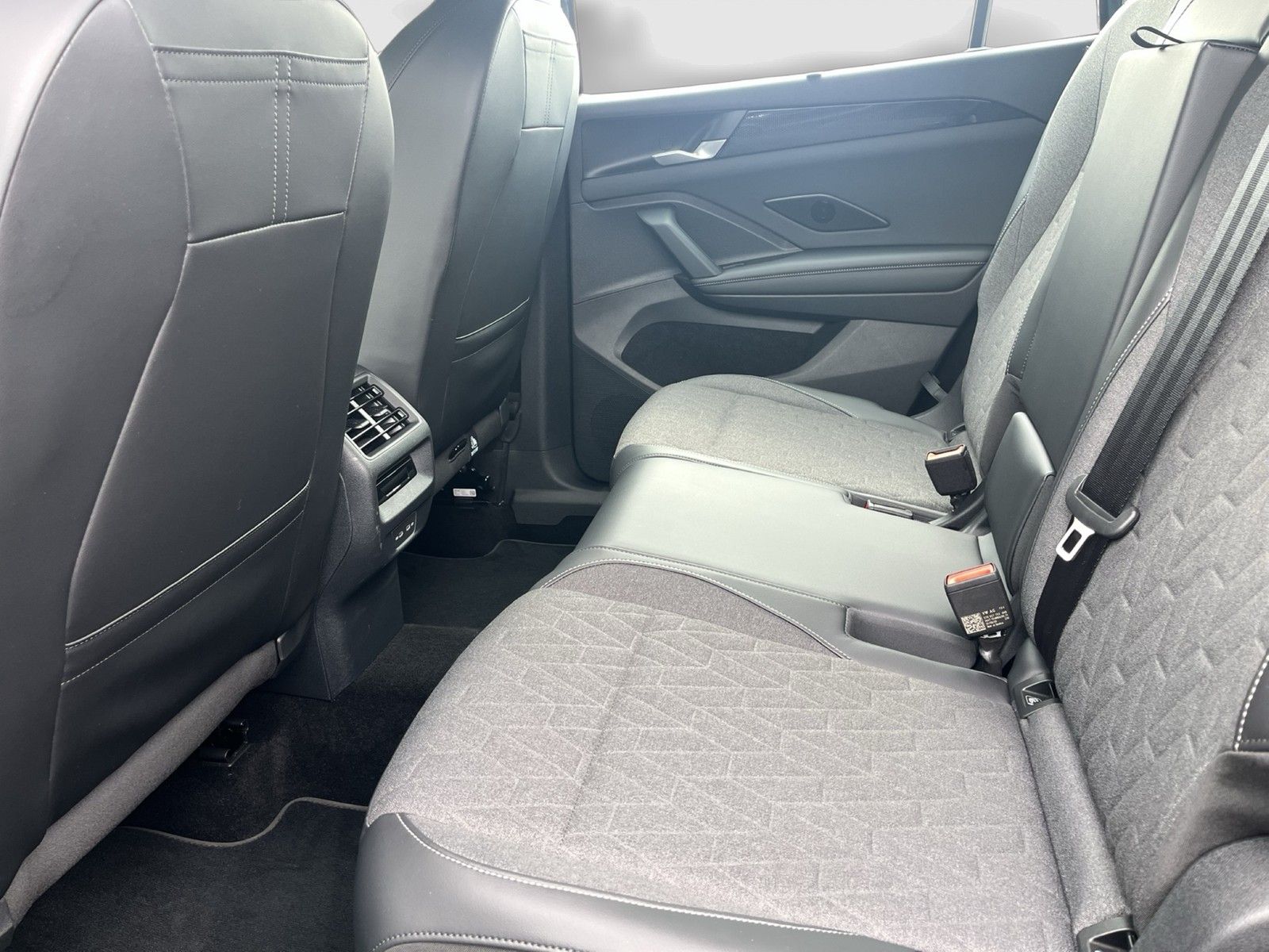 Volkswagen Tayron 2.0 TDI 4M. 7-Sitze Matrix Navi AHK 360° foto 5