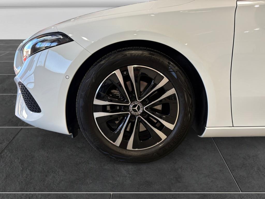 Mercedes-Benz A 180 d PROGRESSIVE|LED|PANO|KAM|SHZ|DAB