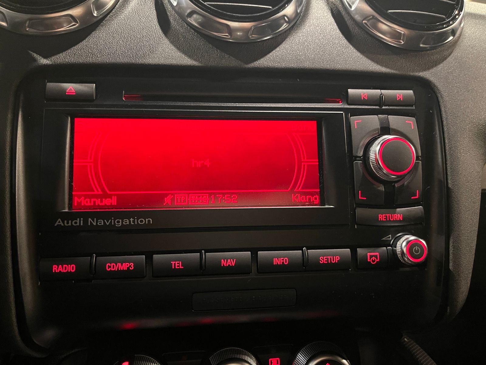 Fahrzeugabbildung Audi TT Coupe 1.8 TFSI S-Line XEN NAV SHZ