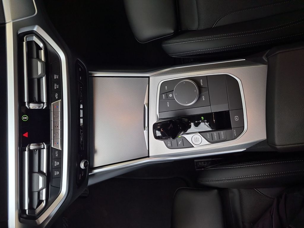 BMW 320 d Sport Line LED DAB RFK PDC uvm.